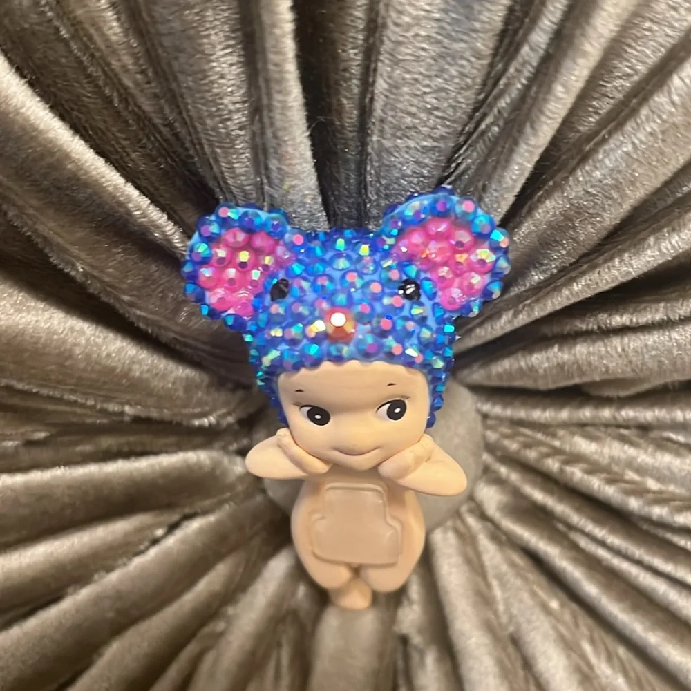 New Custom Bedazzled Sonny Angel Mouse - Picture 5 of 5